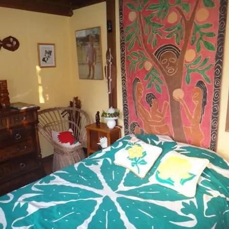 Chez Mamie Et Papi *